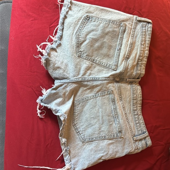Size 15 shorts by the brand No Boundaries - Picture 2 of 2